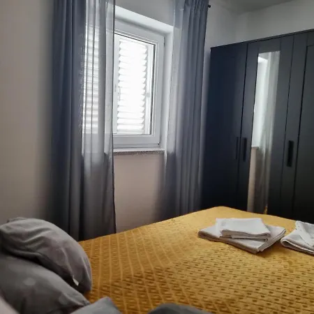 Bellina Muraj 别墅 Kornić